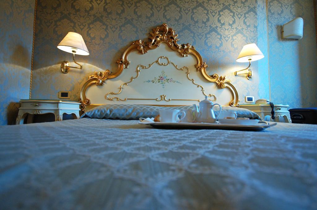 Torino 3* Venedig